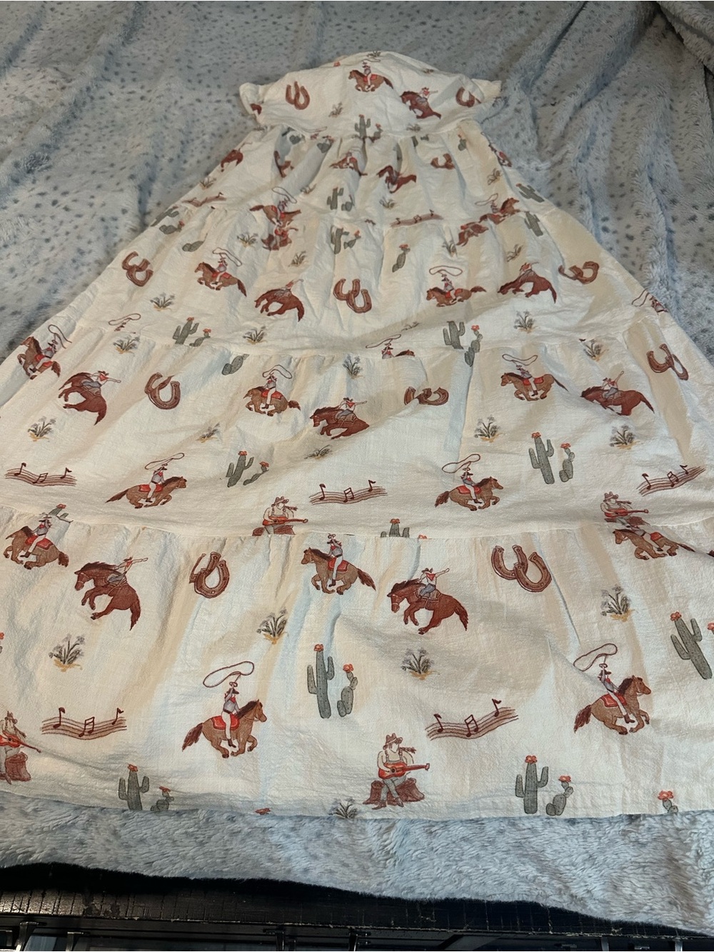 Bailey Rose Women’s Cream Western Print Tiered Dress
